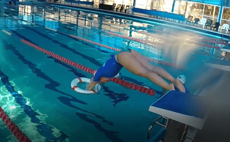 10 Steps to dive like a pro for beginners - WEST Swimming Technique