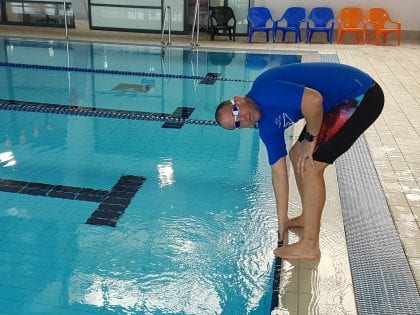 10 Steps to dive like a pro for beginners - WEST Swimming Technique