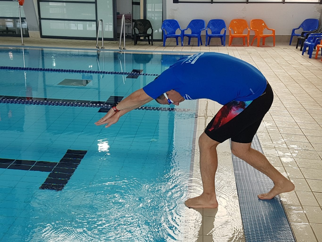 10 Steps to dive like a pro for beginners - WEST Swimming Technique